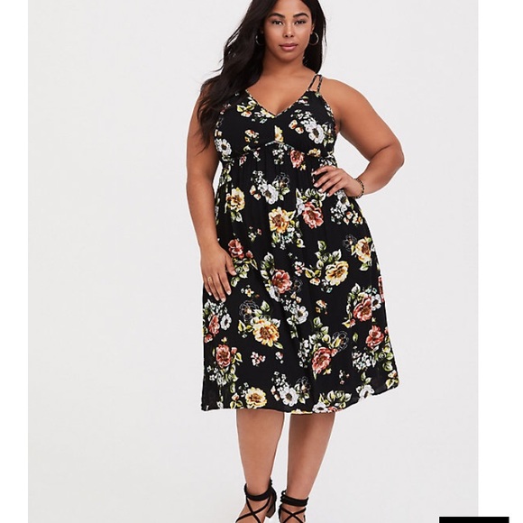 torrid Dresses & Skirts - Torrid 4 BLACK FLORAL MIXED PRINT MIDI DRESS
